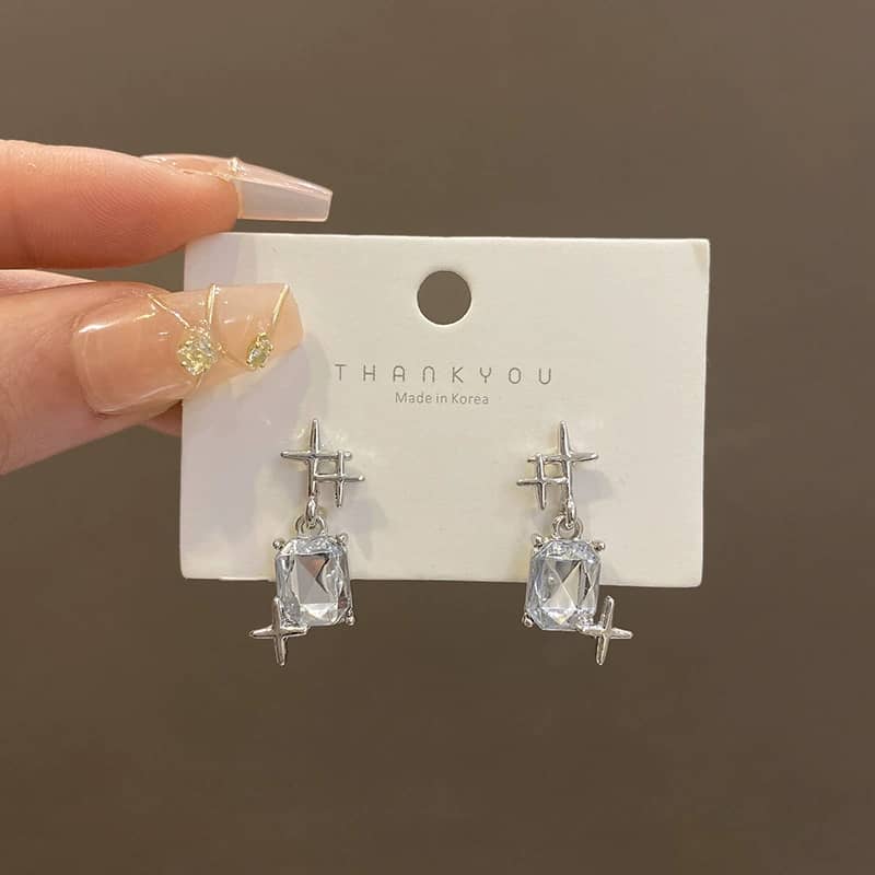 Silver Gem Sparkle Earring